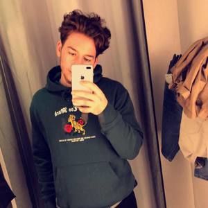 Meet your Posher, Eric